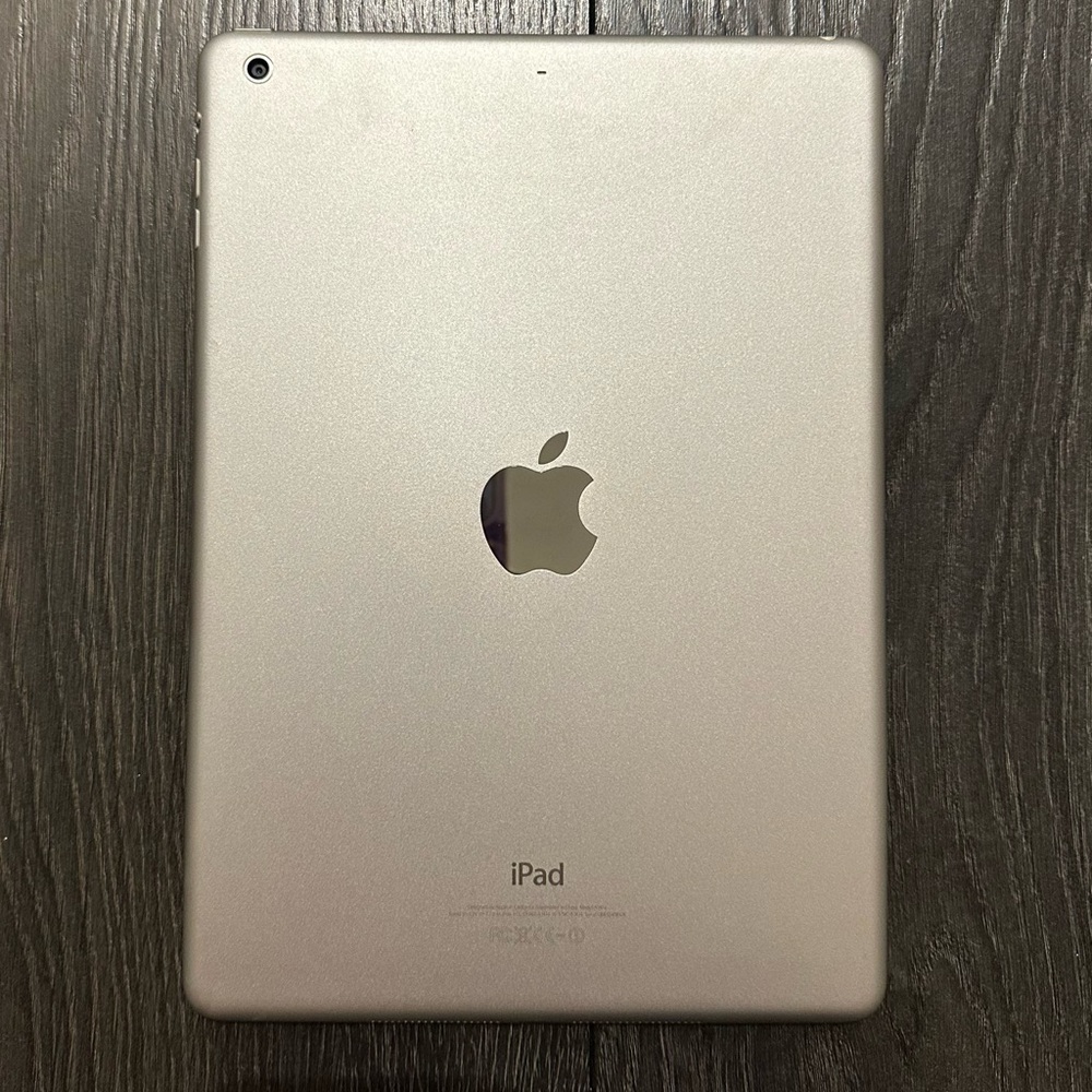 iPad Air 1st generation - Picture 2 of 16